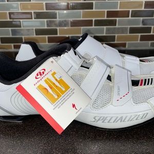 Specialized Sport Road Shoes  size 9 Body Geometry cycling shoes. BNWT!